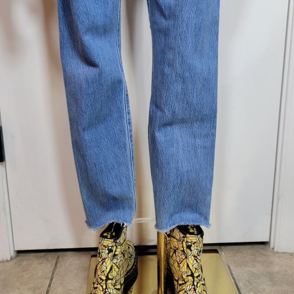 Levi's Wedgie Button Fly Ankle Fray 100% Cotton Jeans Women's Size 26 - Picture 8 of 11